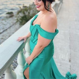 Sherri Hill Emerald Gown